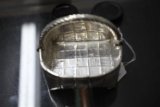A 19th century Russian 84 zolotnik silver bon bon dish in the form of a woven basket, 7 oz.